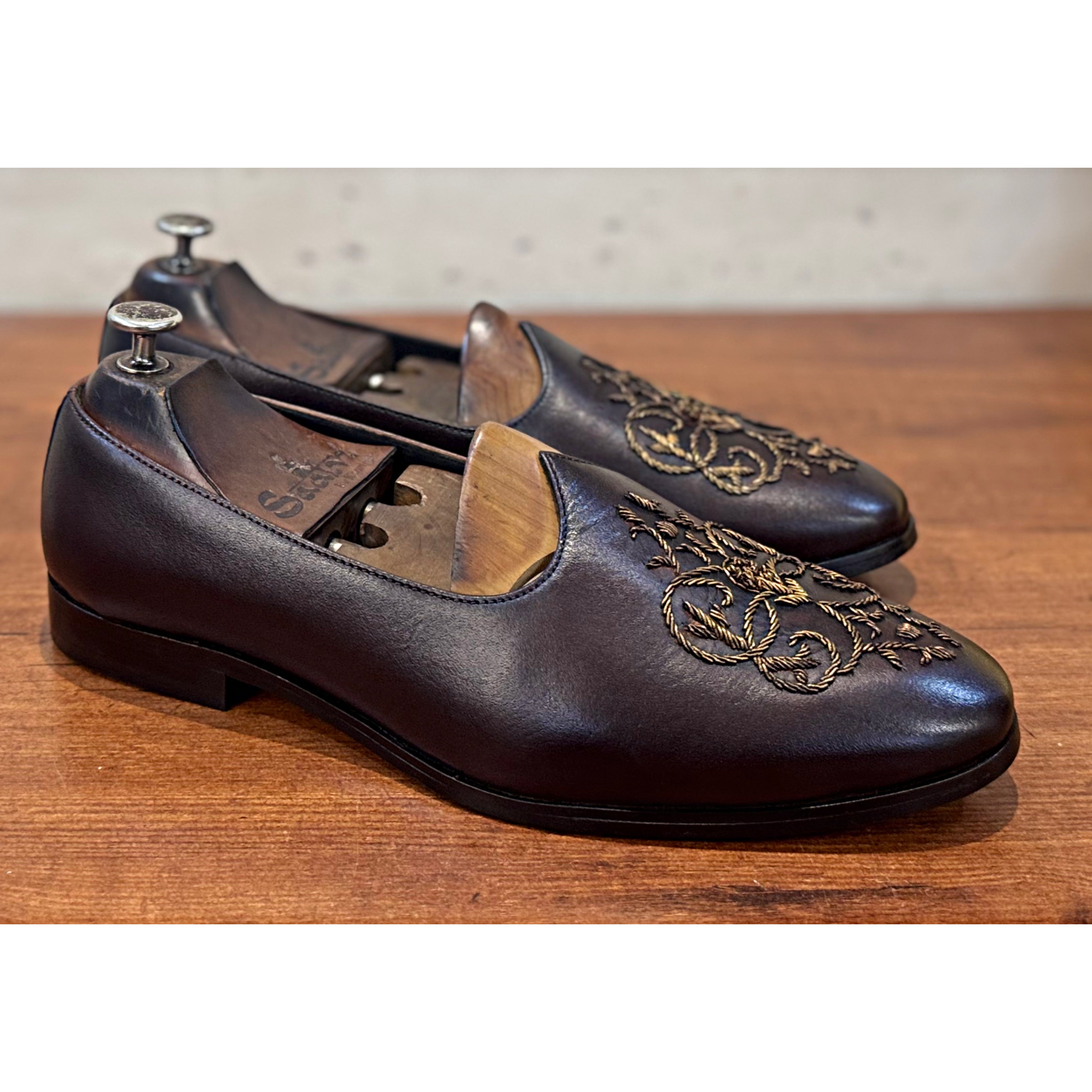 Brown Aura Jalsa Hand Patina