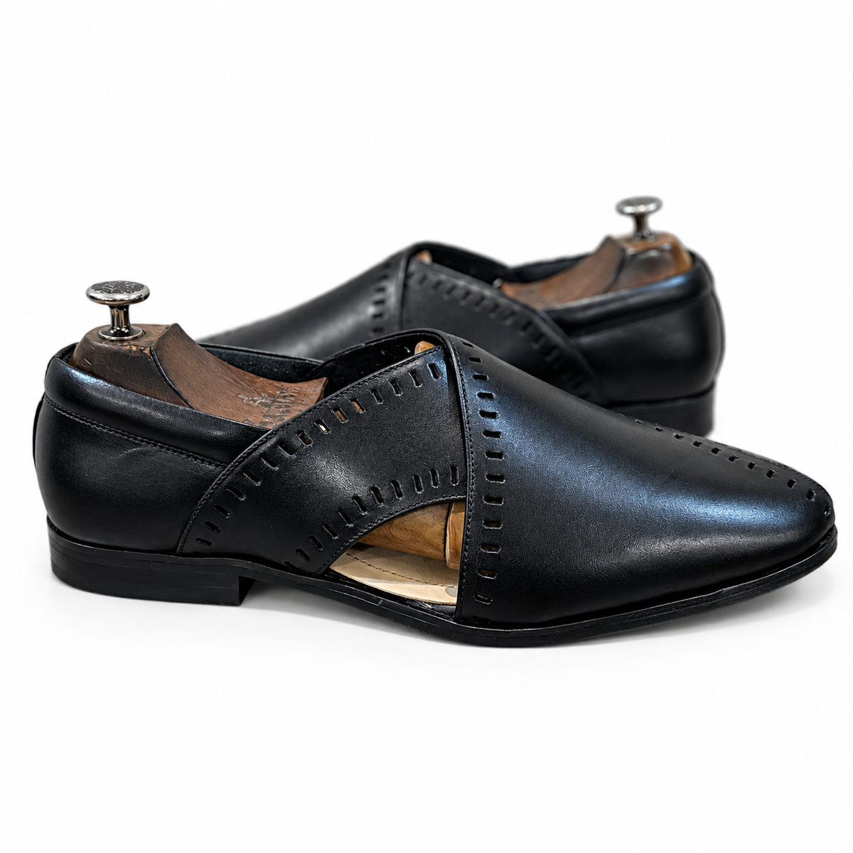 Saalvi Noir Royale Black Peshawari