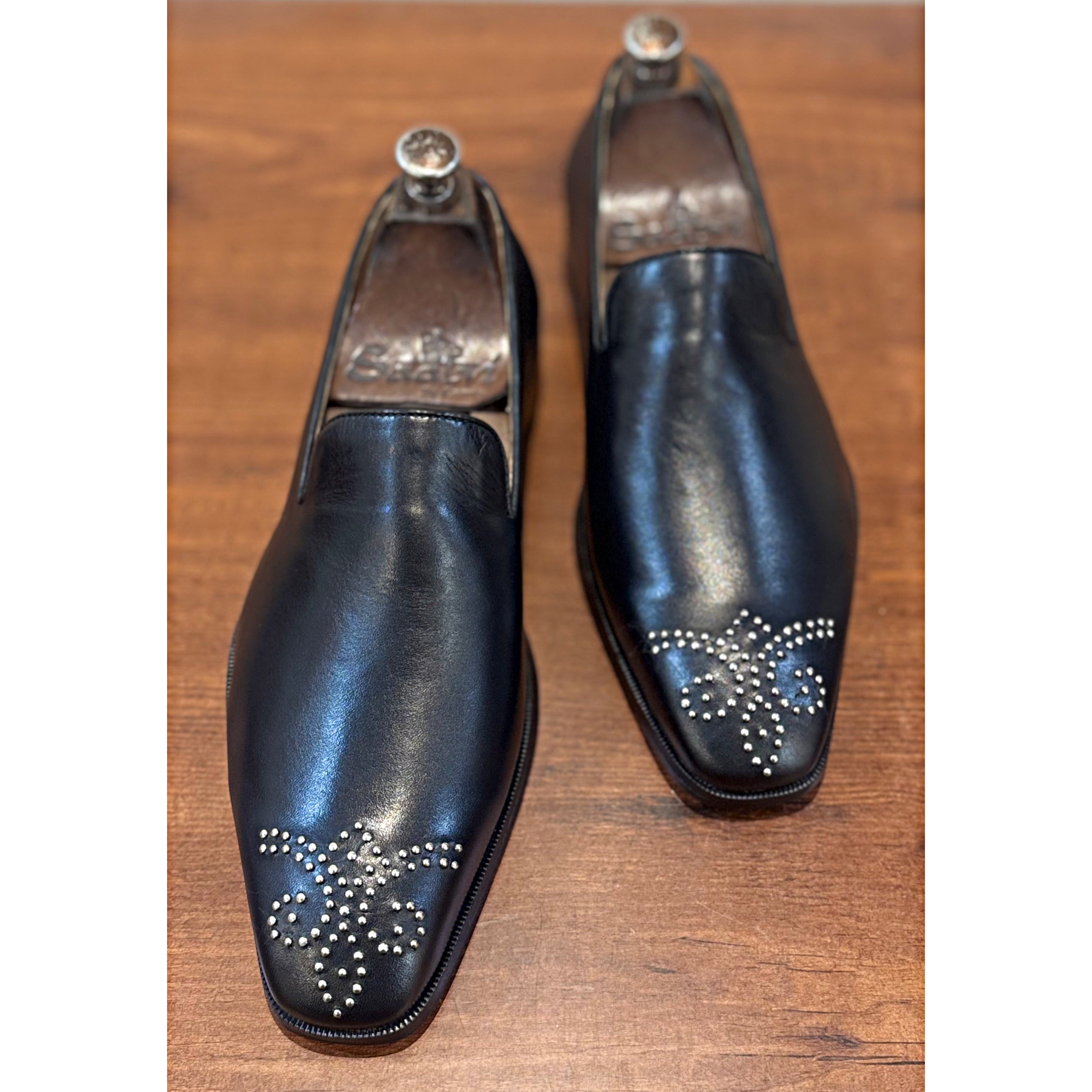 Black Slipon With Bajri