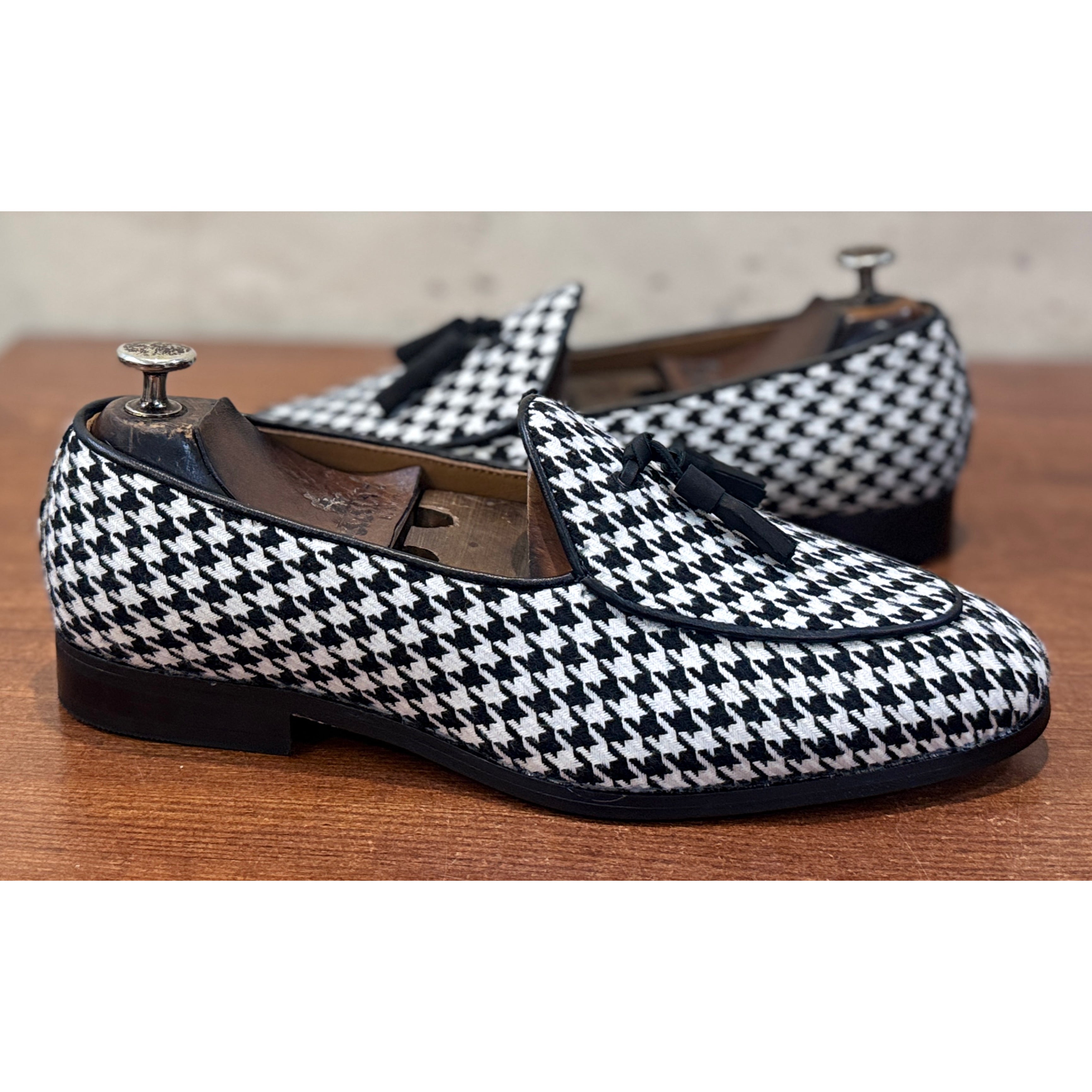The Windsor Houndstooth Tassel Loafer