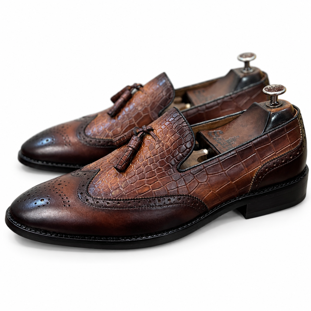 Auburn Sovereign Croco Wingtip Tassel Loafers