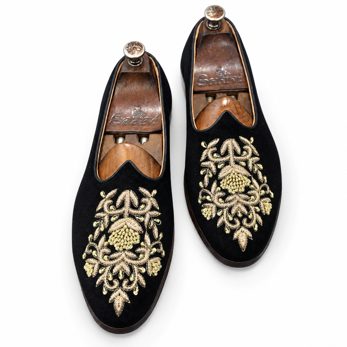 Noir Royale Zardosi Velvet Jalsa
