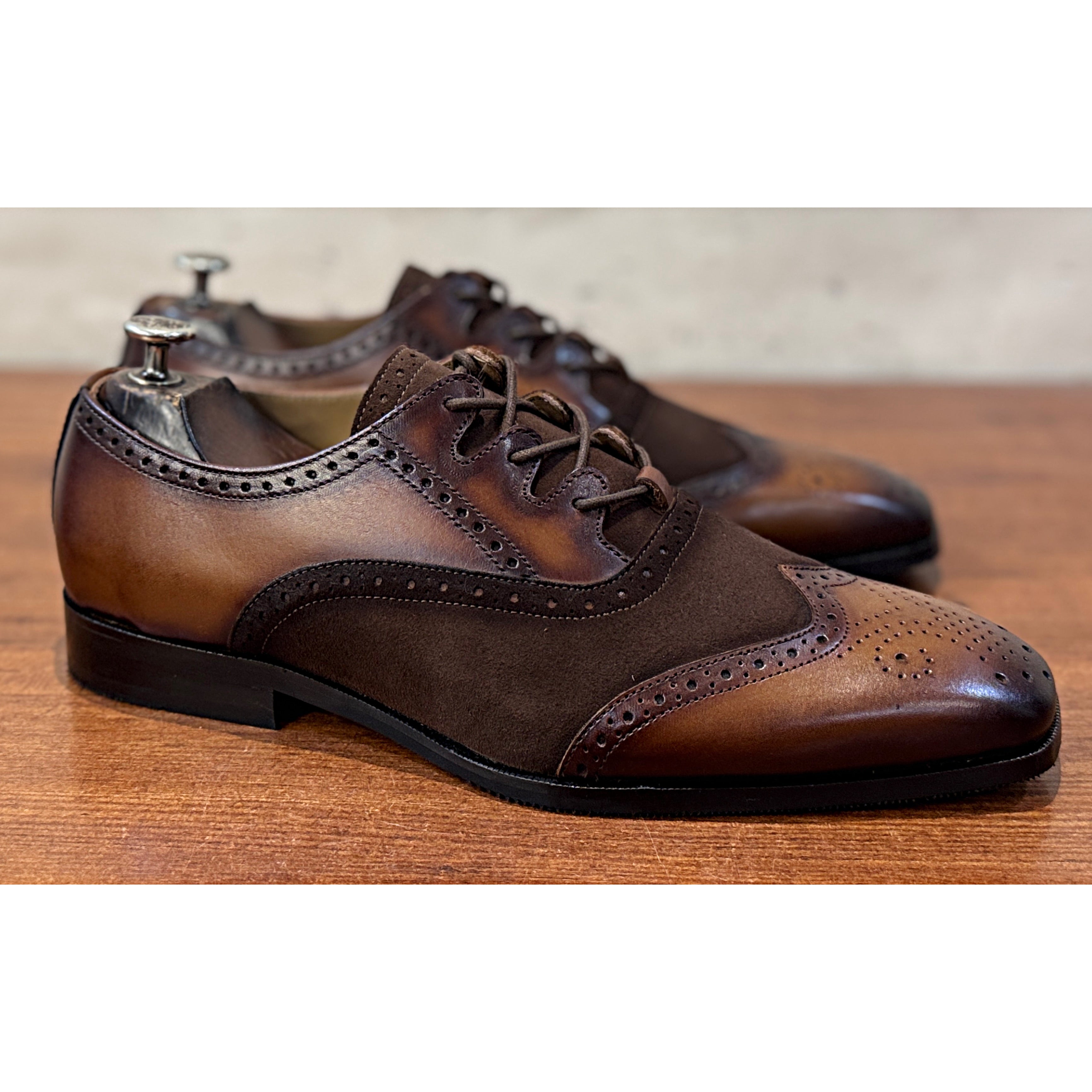 Criss Cross Hand Patina Oxford Brogues Tan Brown