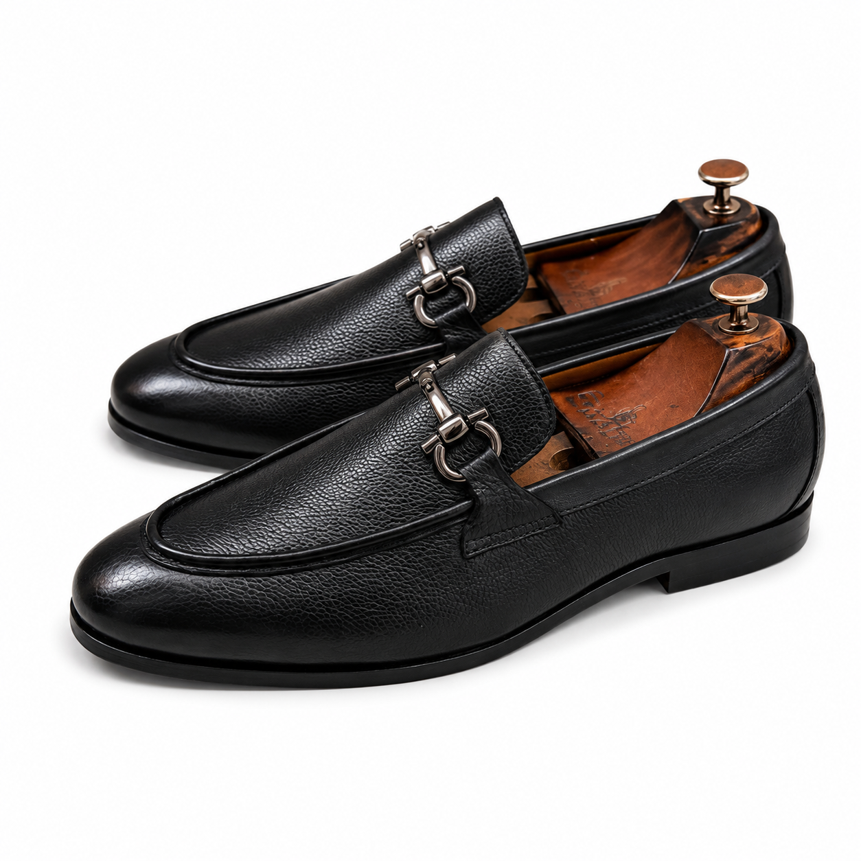 Pebble Grain Horsebit Loafers – Black