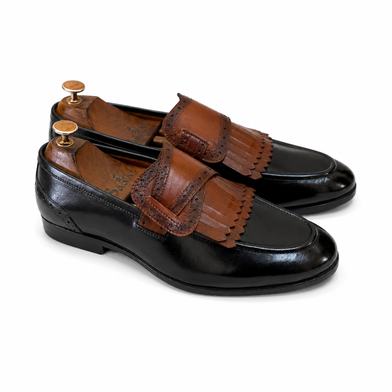 NOIR REGENT KILTIE LEATHER LOAFER