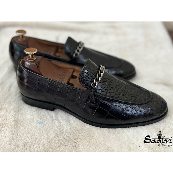 Croco Loafers With Chain Black