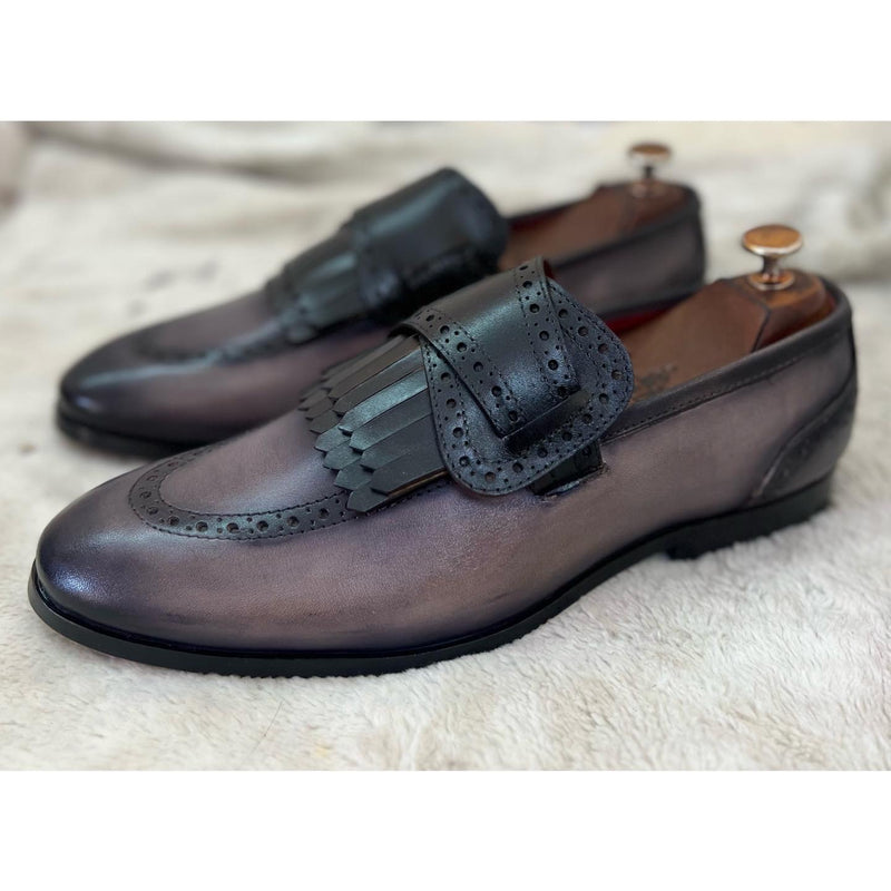 Butterfly Loafers With Fringes Grey