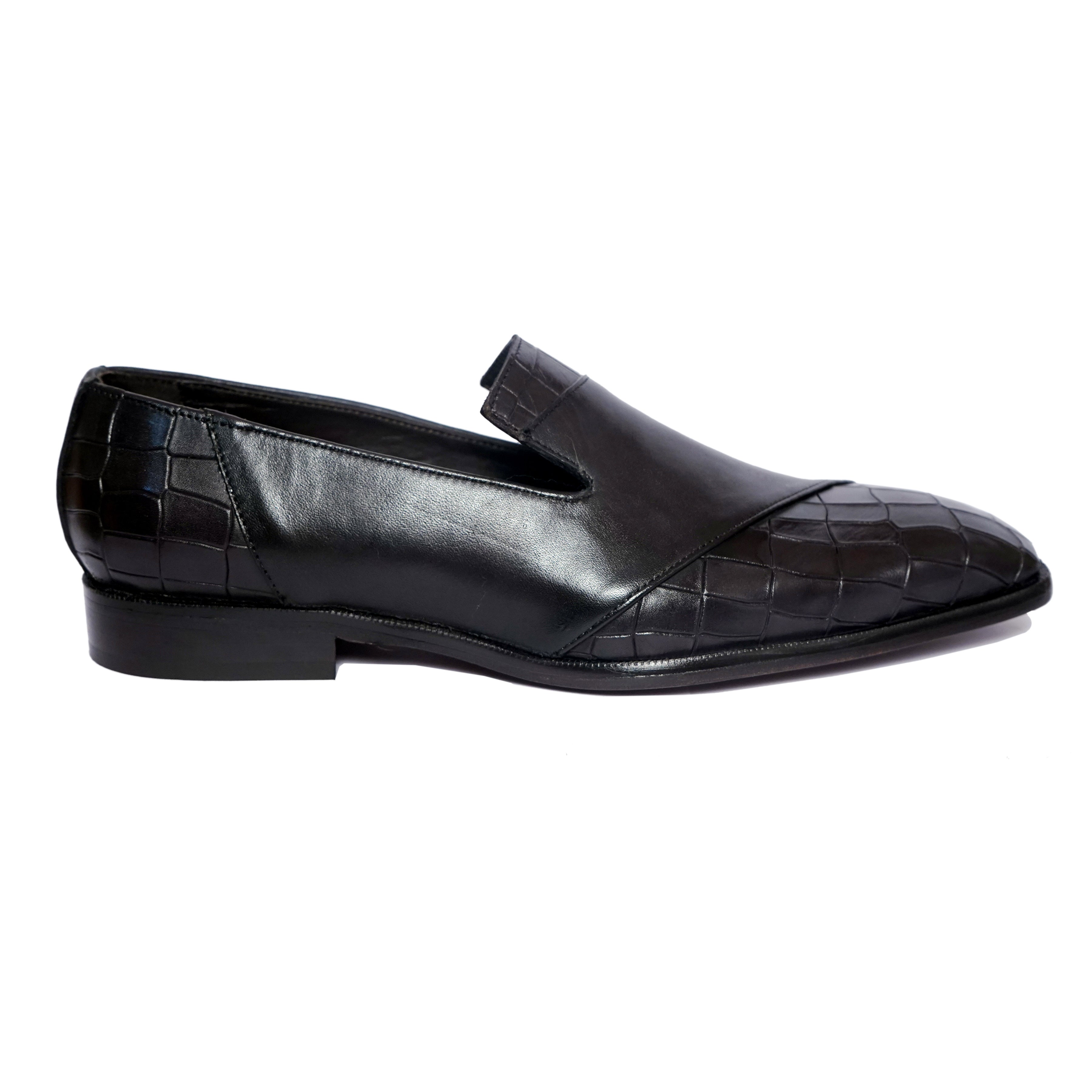 Croco Textured Loafers - Blk