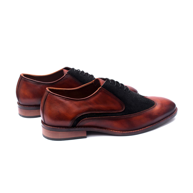 Wingtip Two Tone Oxfords