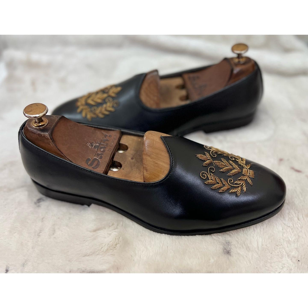 Black Leaf Zardosi Jalsa