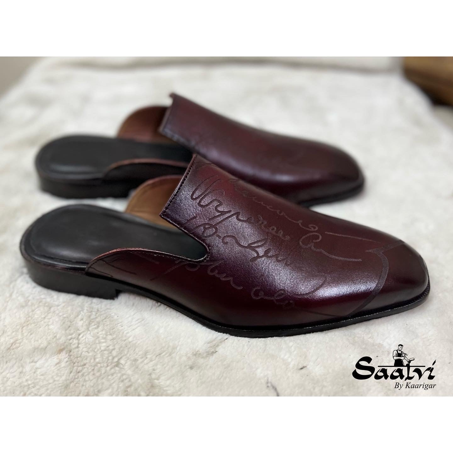 Signature Mules Bordo