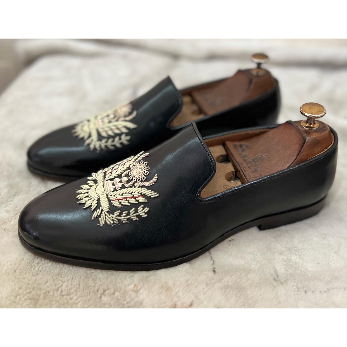 Eagle Hand Zardosi Embroidery Slipons