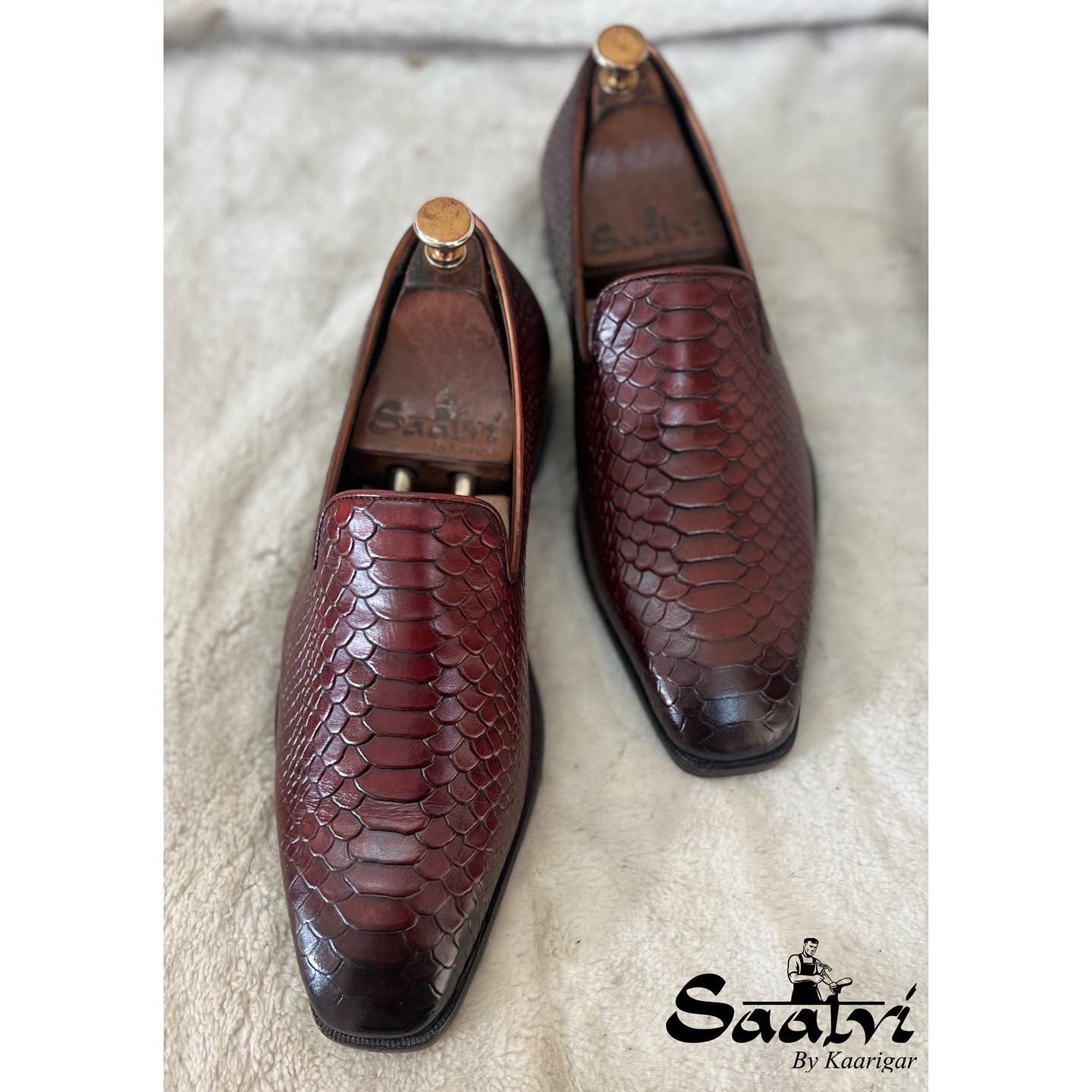 Pyhton Embossed Loafers Bordo