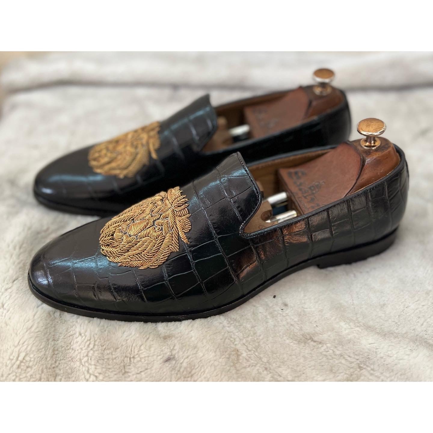 Black Croco Lion Zardosi Slipons