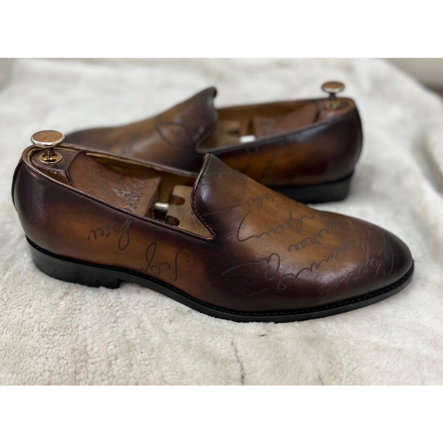 Siganture Loafers Tan Hand Patina