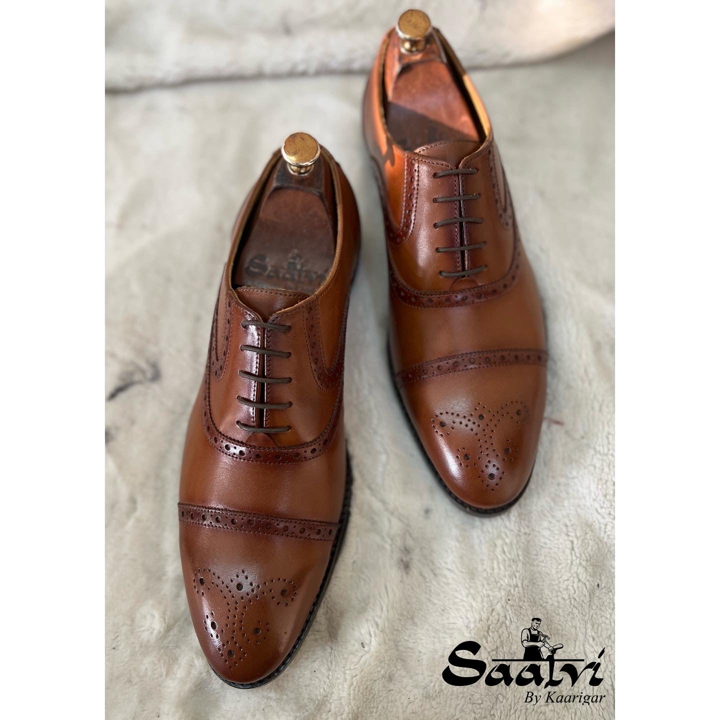 Saalvi Men's Cap Toe Oxfords Tan Brown