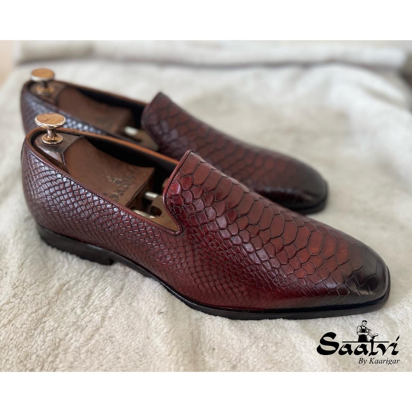 Pyhton Embossed Loafers Bordo