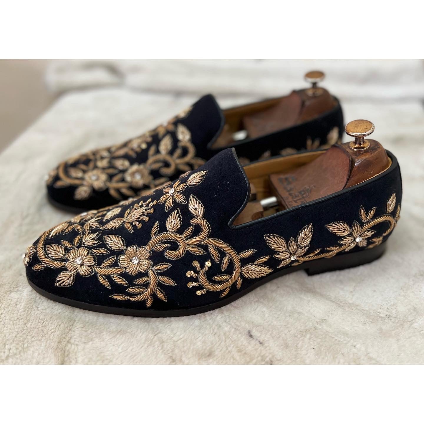 Black Velvet Flower Embroidery Slipons